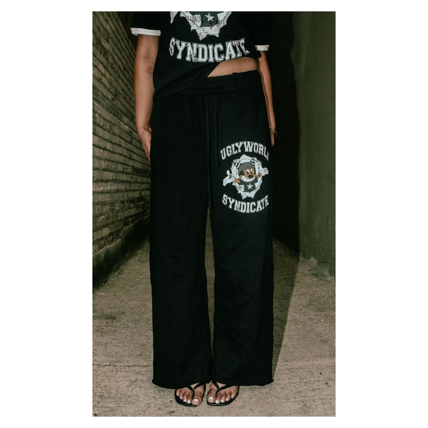 "SCREWBALL" SWEATS
